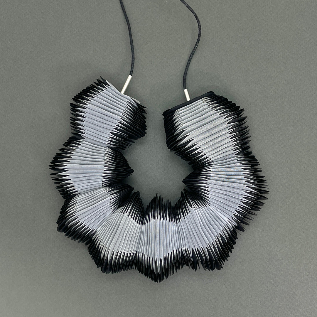 Collar Textil Serpentine S (Monocromo)
