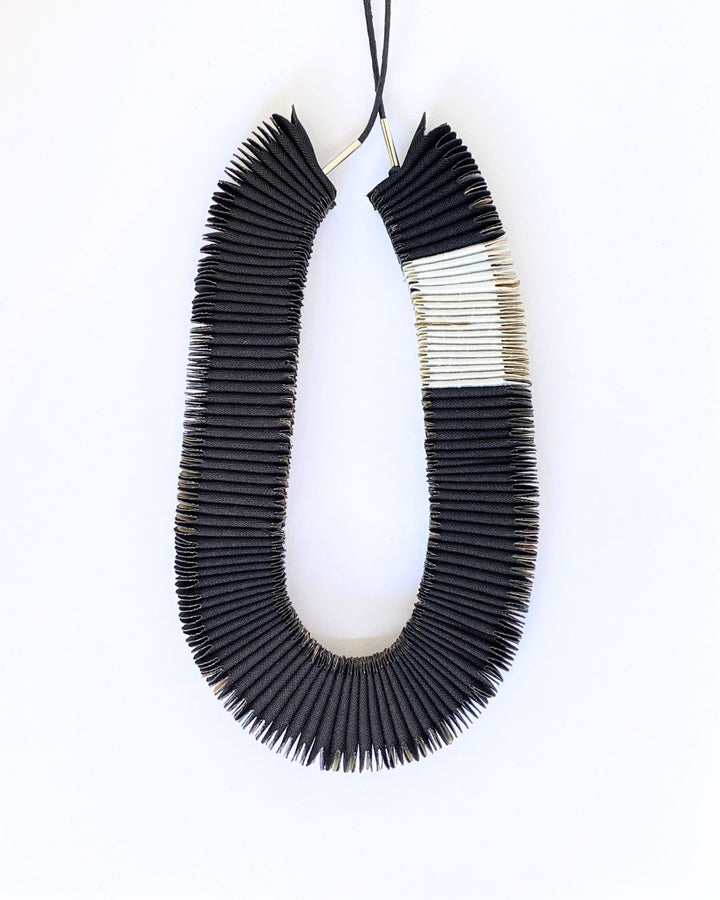 COLLAR, TEXTIL cromático