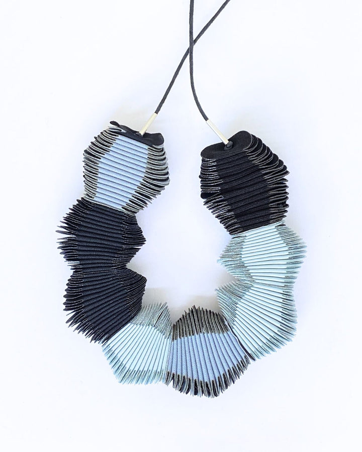 COLLAR Textil, Serpentine