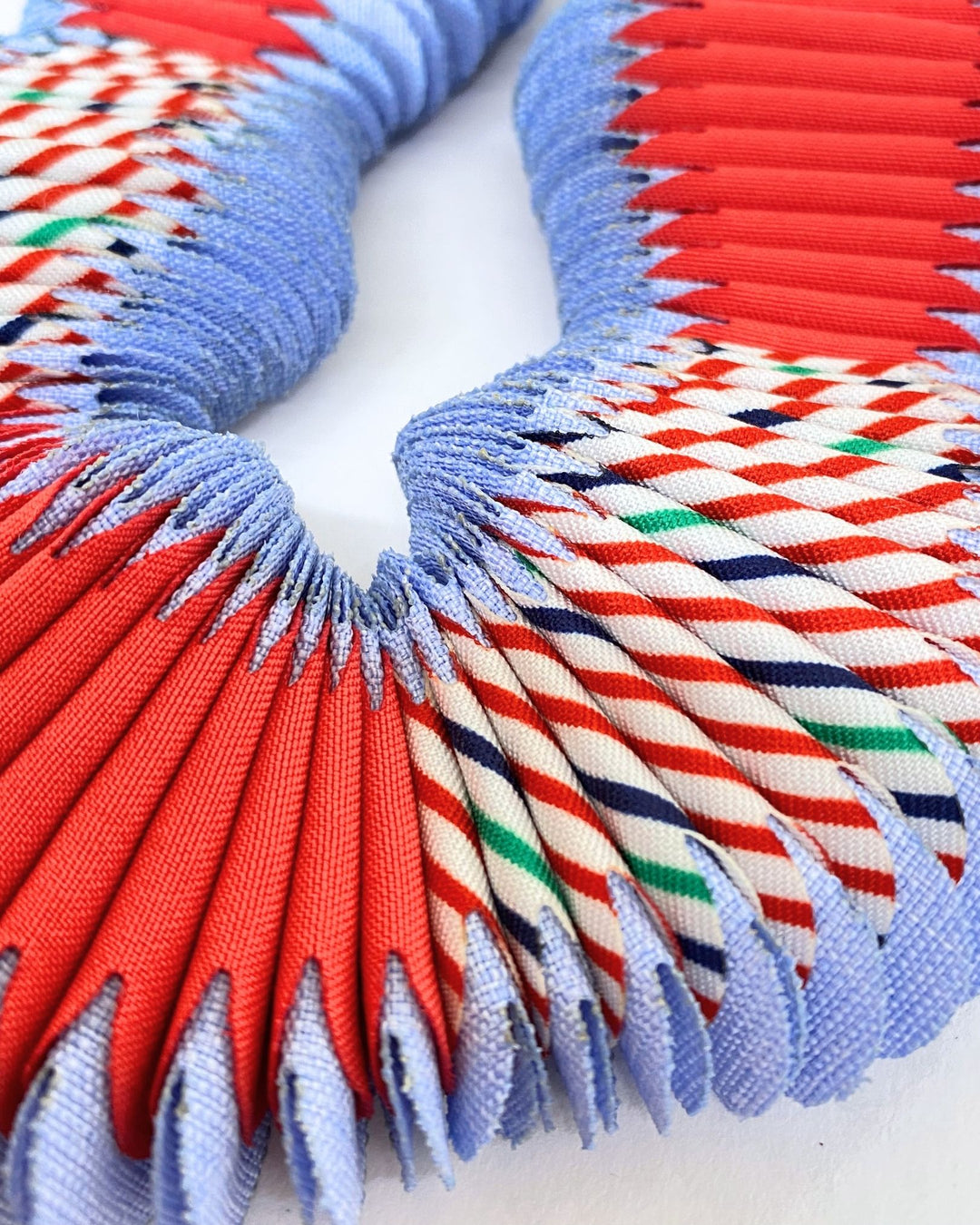 COLLAR Textil, Serpentine