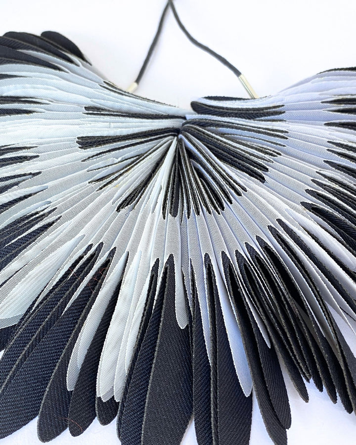 COLLAR Textil, plumas
