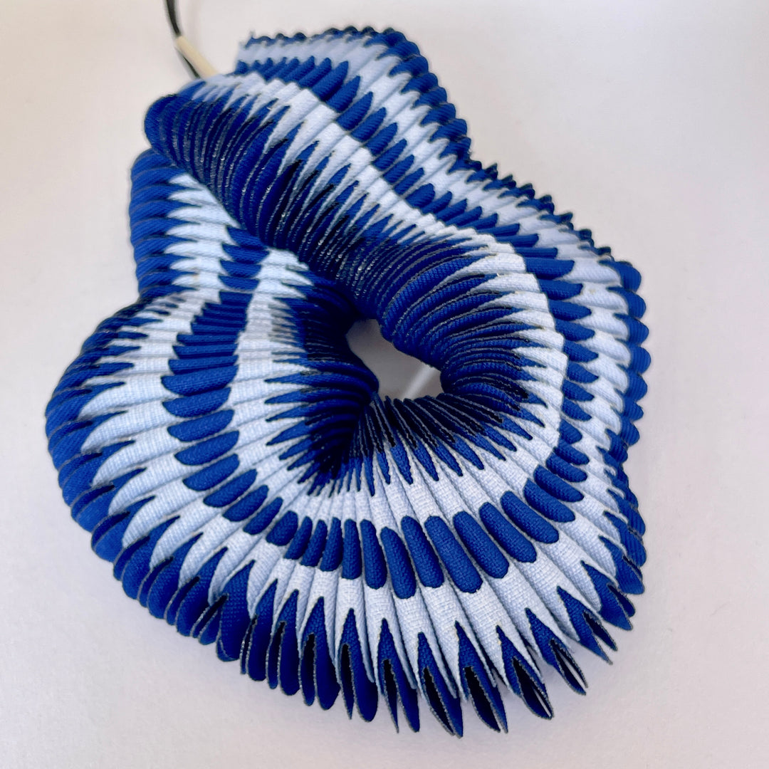 COLLAR Serpentine (Grande)