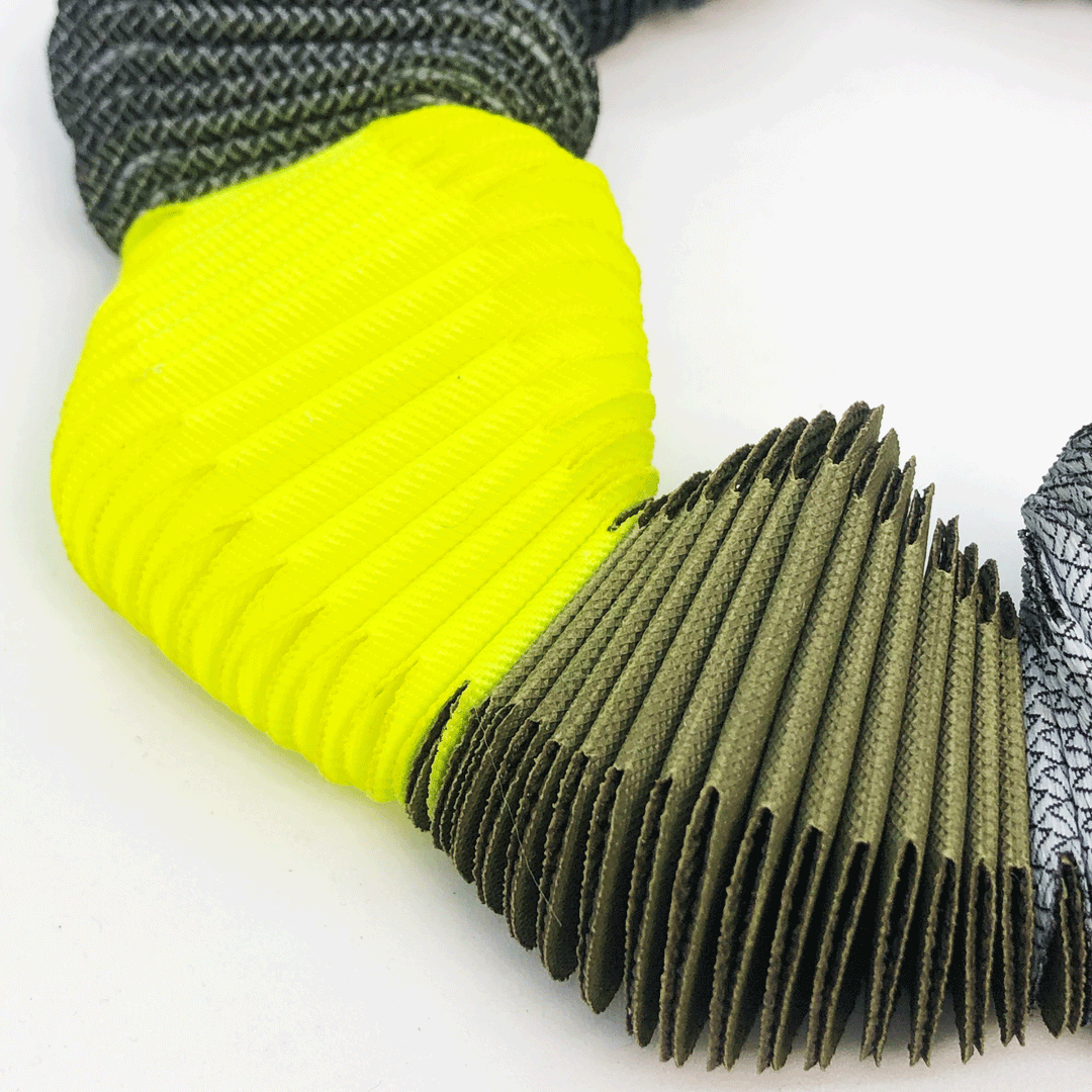 COLLAR Serpentine (Standart)-Gris+amarillo